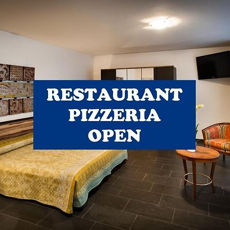 Residenze Dell'Angelo Hotel Locarno Bagian luar foto