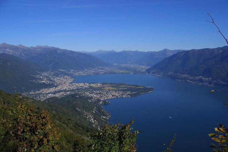 Residenze Dell'Angelo Hotel Locarno Bagian luar foto