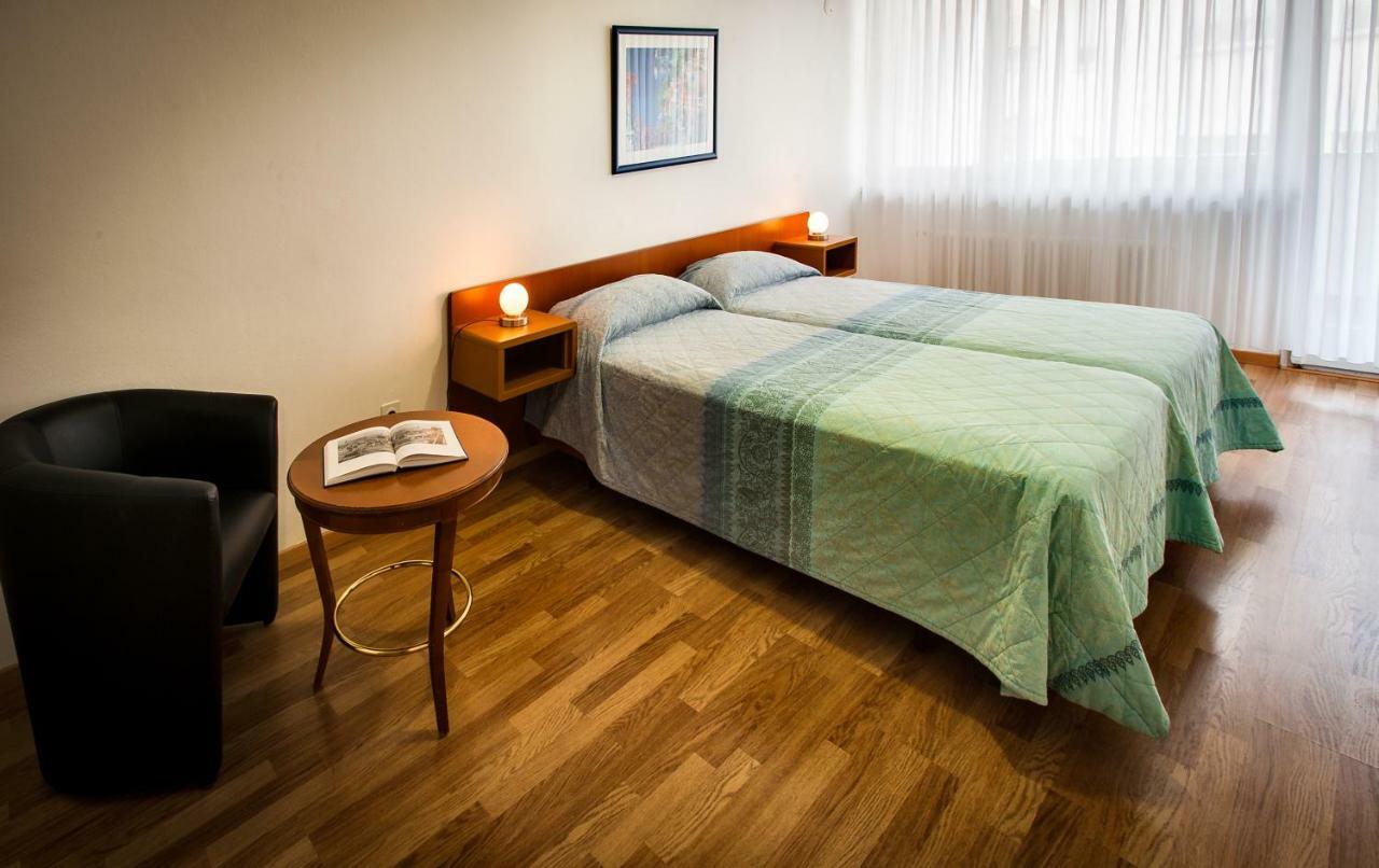 Residenze Dell'Angelo Hotel Locarno Bagian luar foto