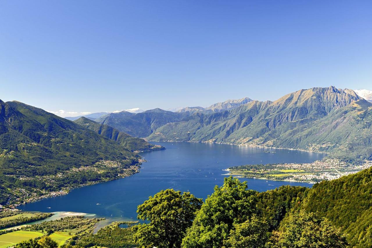 Residenze Dell'Angelo Hotel Locarno Bagian luar foto