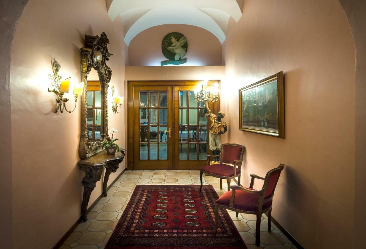Residenze Dell'Angelo Hotel Locarno Bagian luar foto