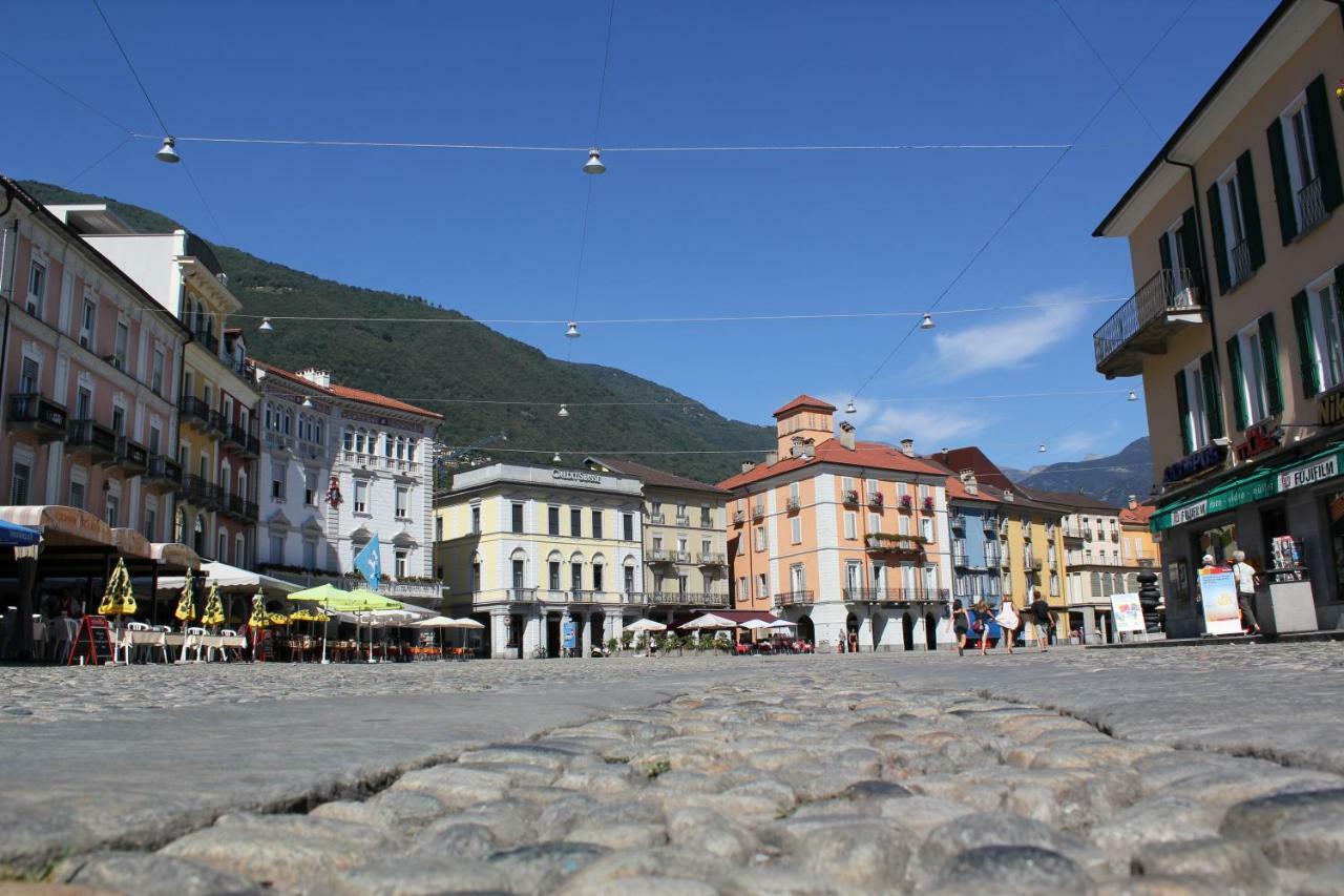 Residenze Dell'Angelo Hotel Locarno Bagian luar foto