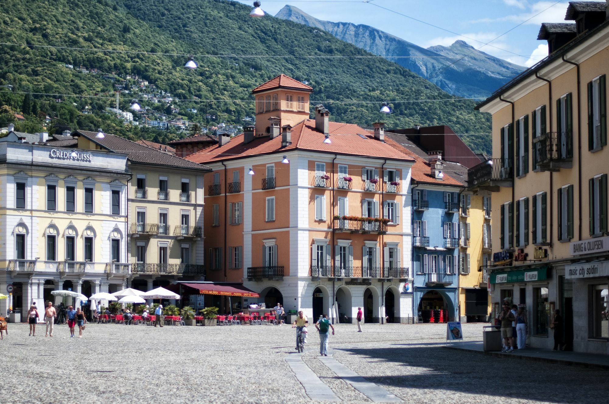 Residenze Dell'Angelo Hotel Locarno Bagian luar foto