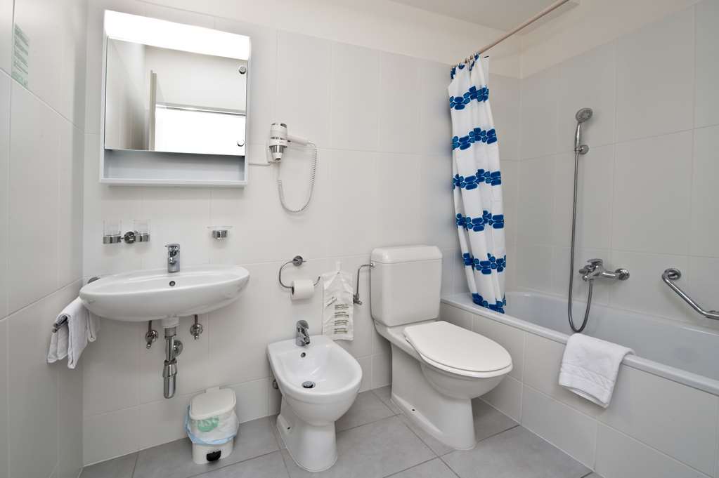 Residenze Dell'Angelo Hotel Locarno Ruang foto